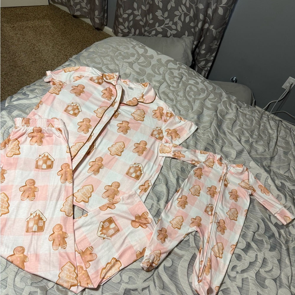 Mom and baby Christmas pajamas